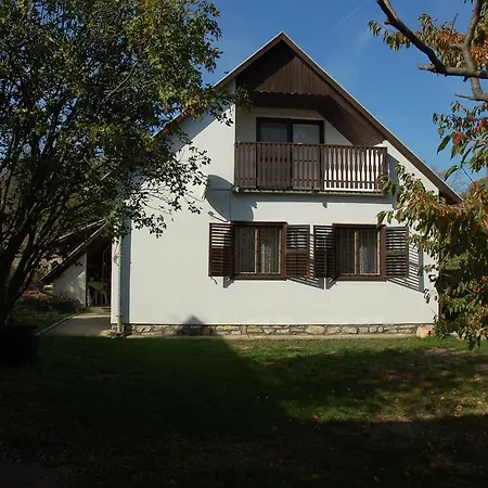 Holiday home Balatonalmadi/balaton 17936 Lucernas